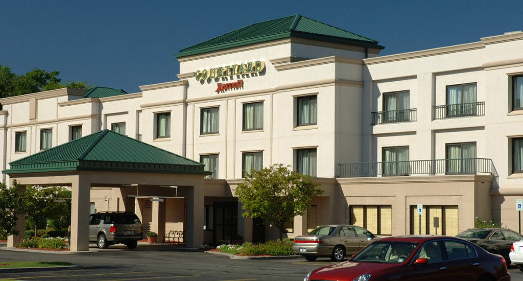 Courtyard Newburgh Stewart Airport Hotel Exterior photo